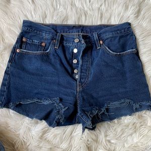 Levi’s 501 cut off jeanshorts